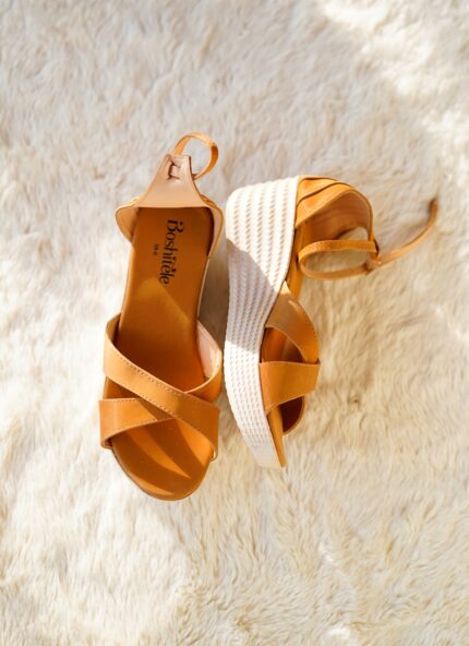 Scallop Brown Wedge Heel